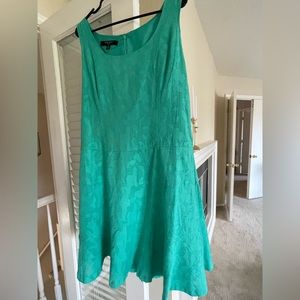 Nine West sleeveless Midi dress.‎ Women size 14